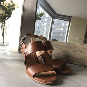 BRAND NEW Lucky brand summer sandals (sticker on)